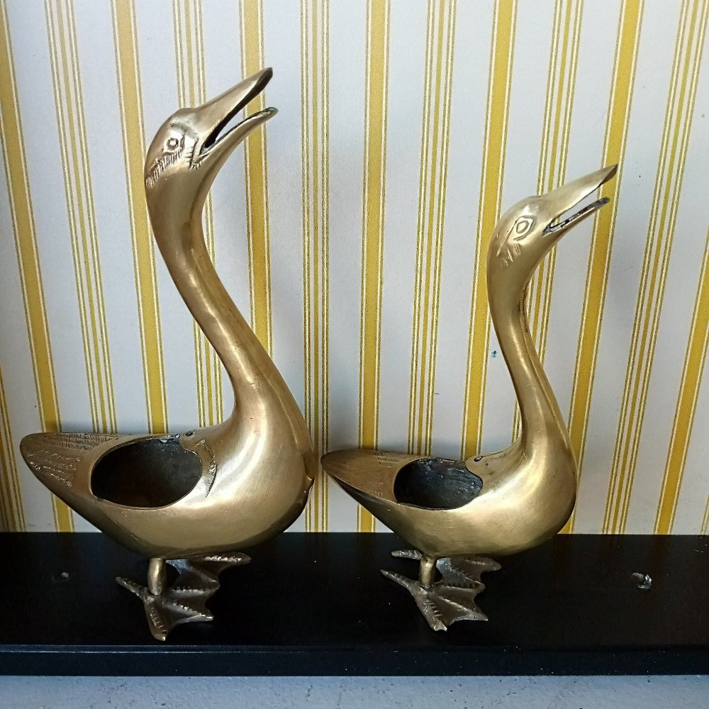 Vintage Pair of Solid Brass Decorative Geese Figurines